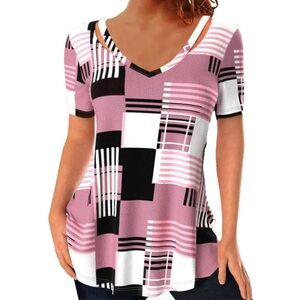 NWT Noracora Hollow Out V Neck Top‎ Geometric Stripes Size Large